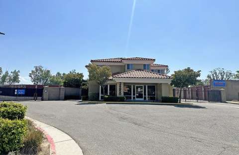 StaxUP Storage, storage units and spaces at 24850 Las Brisas Rd, Murrieta, CA, 92562