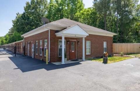 24 Seven Storage, storage units and spaces at 101 Darby Rd, Yorktown, VA, 23693