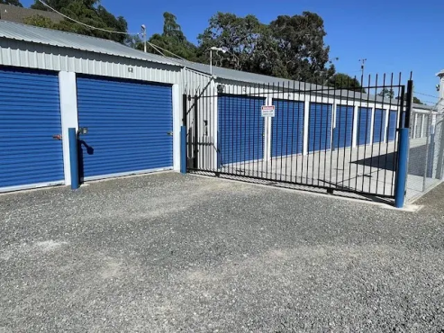Absolute test storage storage units and spaces at 603 S Loudoun St, Thousand Palms, CA, 92276