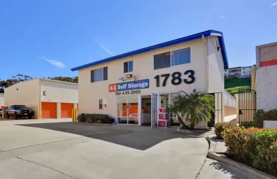 Storage Units in Oceanside