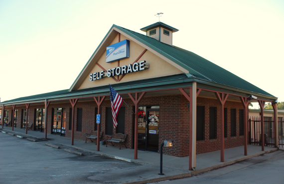 Rufe Snow Depot Self Storage storage units and spaces at 6707 Rufe Snow Drive, Watauga, TX, 76148