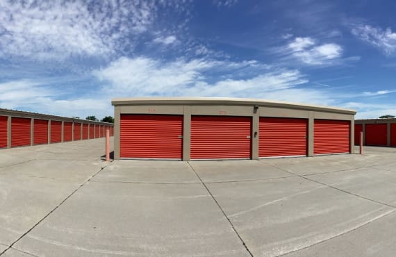 Wide Shot of 4 Storage Units in the center