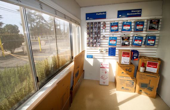 Storage Units in Fresno, CA | 1800 W Belmont Ave | Derrel's Mini Storage