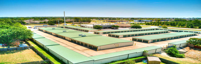 Storelocal Storage storage units and spaces at 12010 Elm St, Jenks, OK, 74037