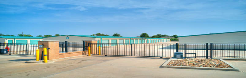 Storelocal Storage storage units and spaces at 5300 SE 44th Street, Oklahoma City, OK, 73135