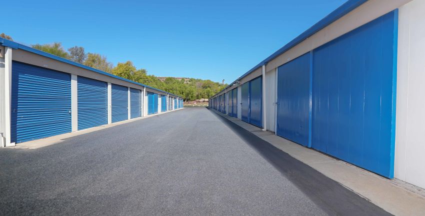 Large Units for Temporary Home Storage