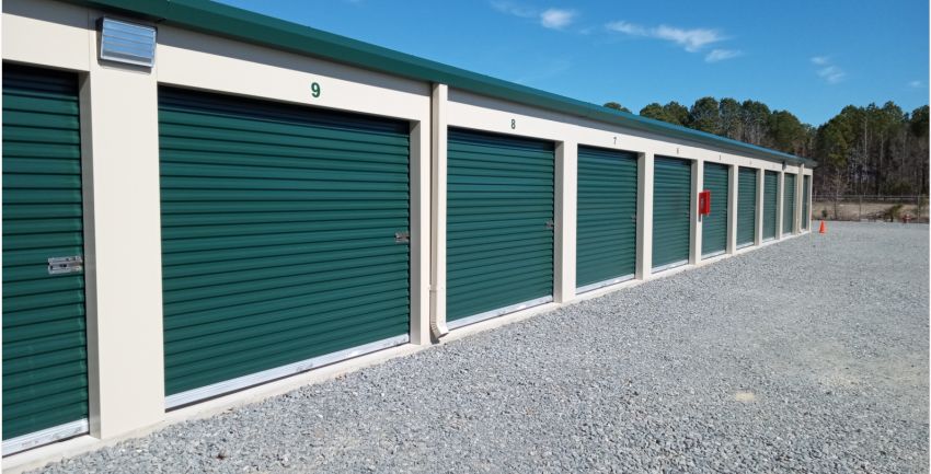 Drive up self storage units