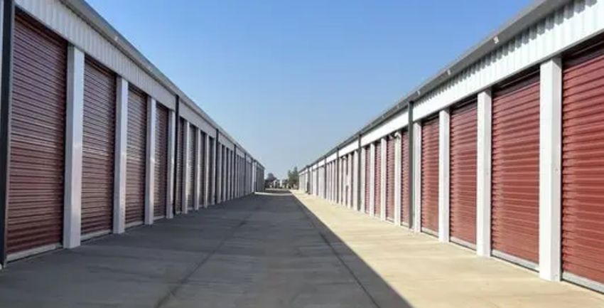 RV Storage in Lincoln California | Red Hill Mini Storage