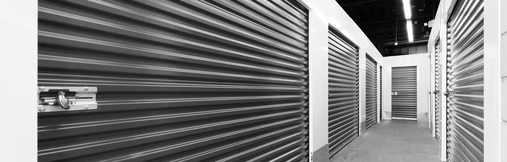 North Bridge Storage storage units and spaces at 2021 McKinley St, Clinton, IA, 52732