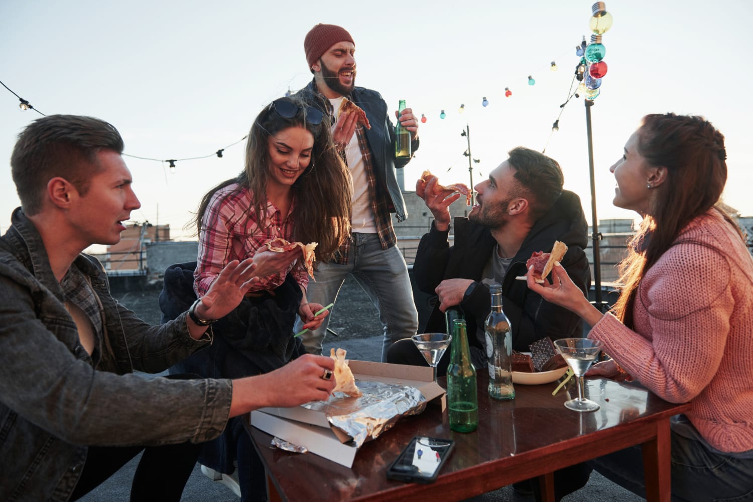 Where to Meet New People: How Stranger Meetups and Weekend Social ...