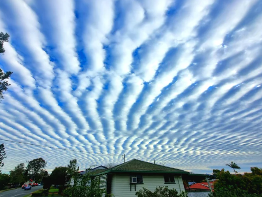 The Sky Outside My House Looks Like a Badly Rendered Video Game