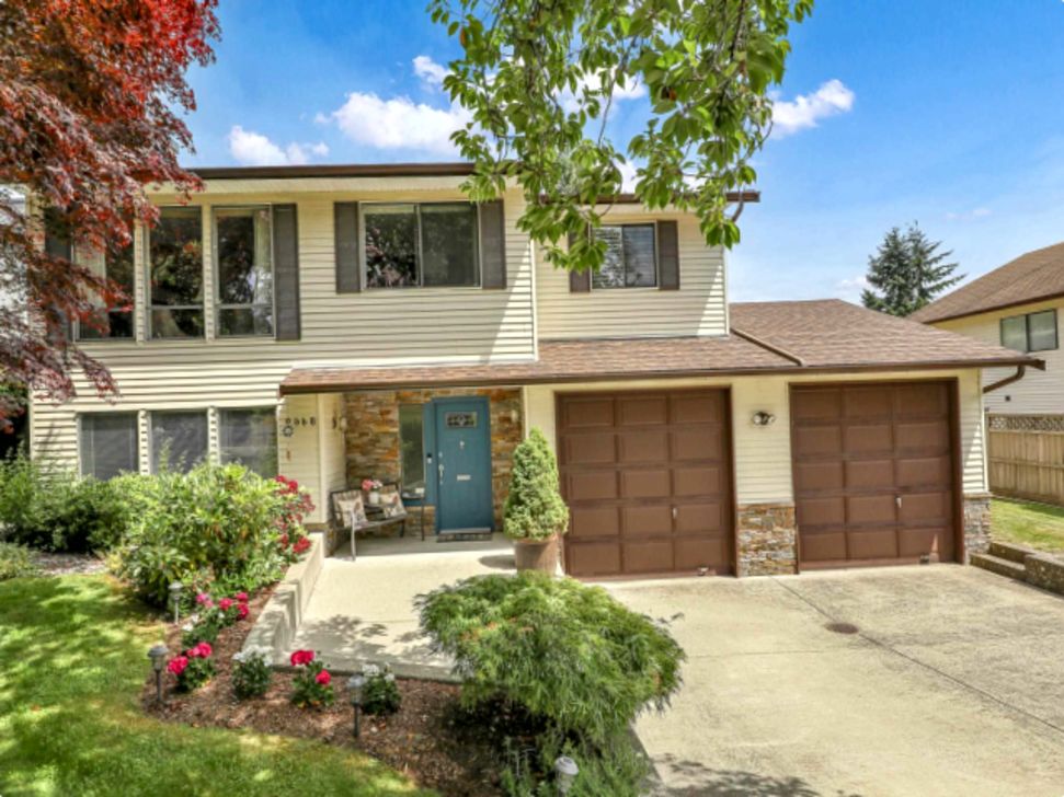 8469 153a ST Surrey, Surrey Apartments for sale, MLS® R3016796