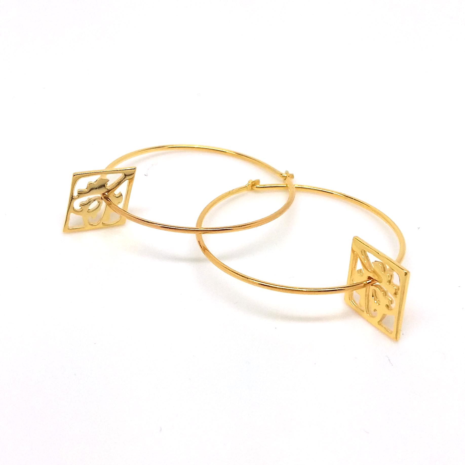 gold-ace-of-diamond-hoops