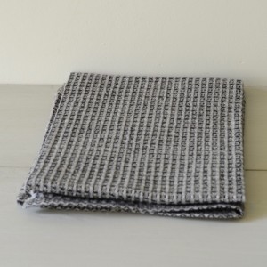 Vaxbo Lin “Bubbel” Linen Towel Charcoal/Natural