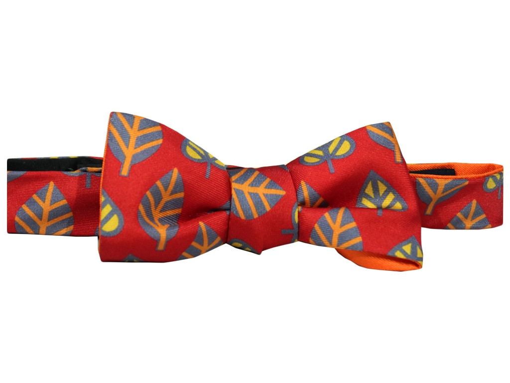 40 Colori Leaves Silk Small Windsor Bow Tie