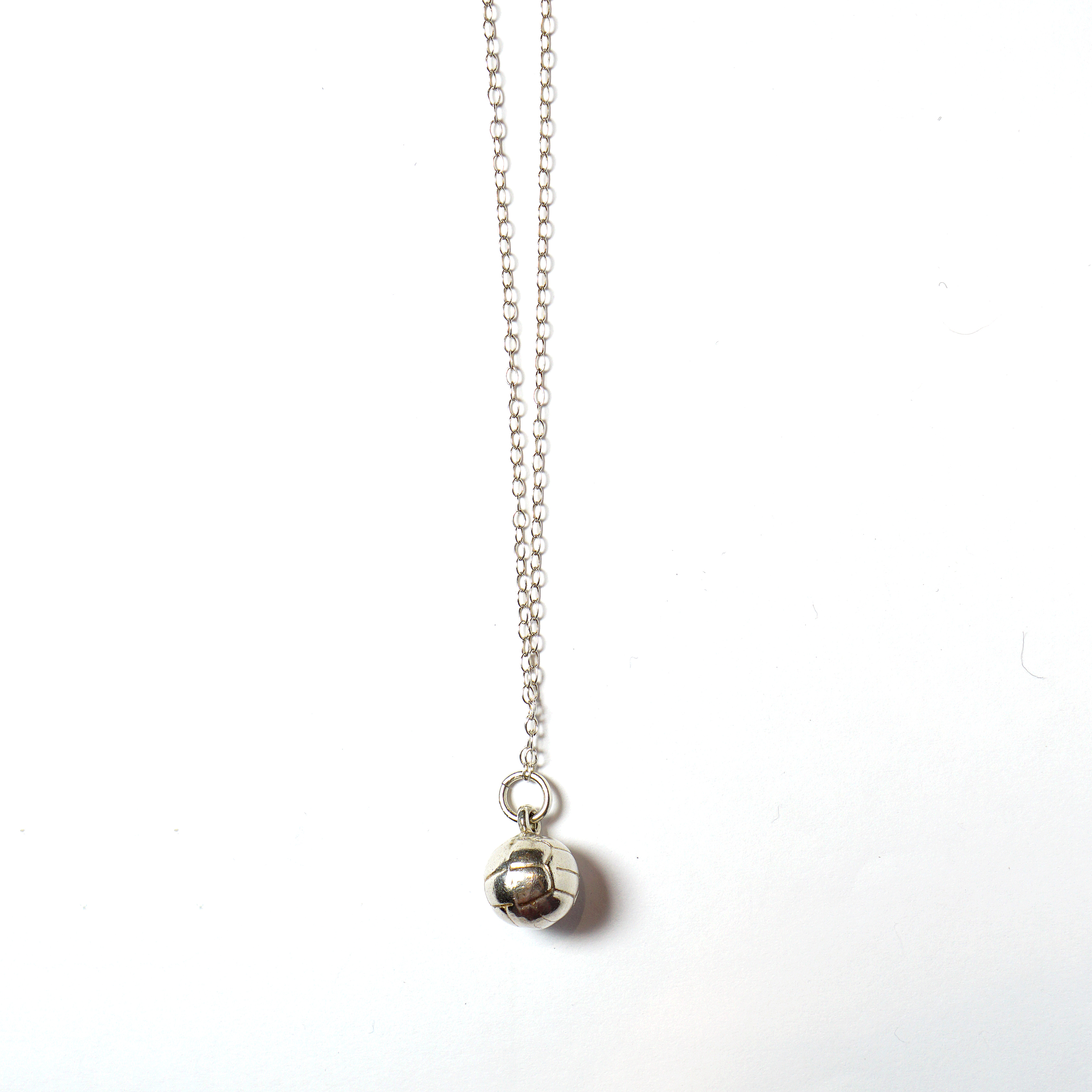 Blackbird Jewellery Silver Ball Pendant With 18" Chain  Blackbird Vintage   