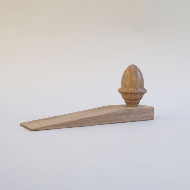 creamore-mill-oak-acorn-door-stop