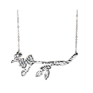 just-trade-silver-plated-leaf-necklace