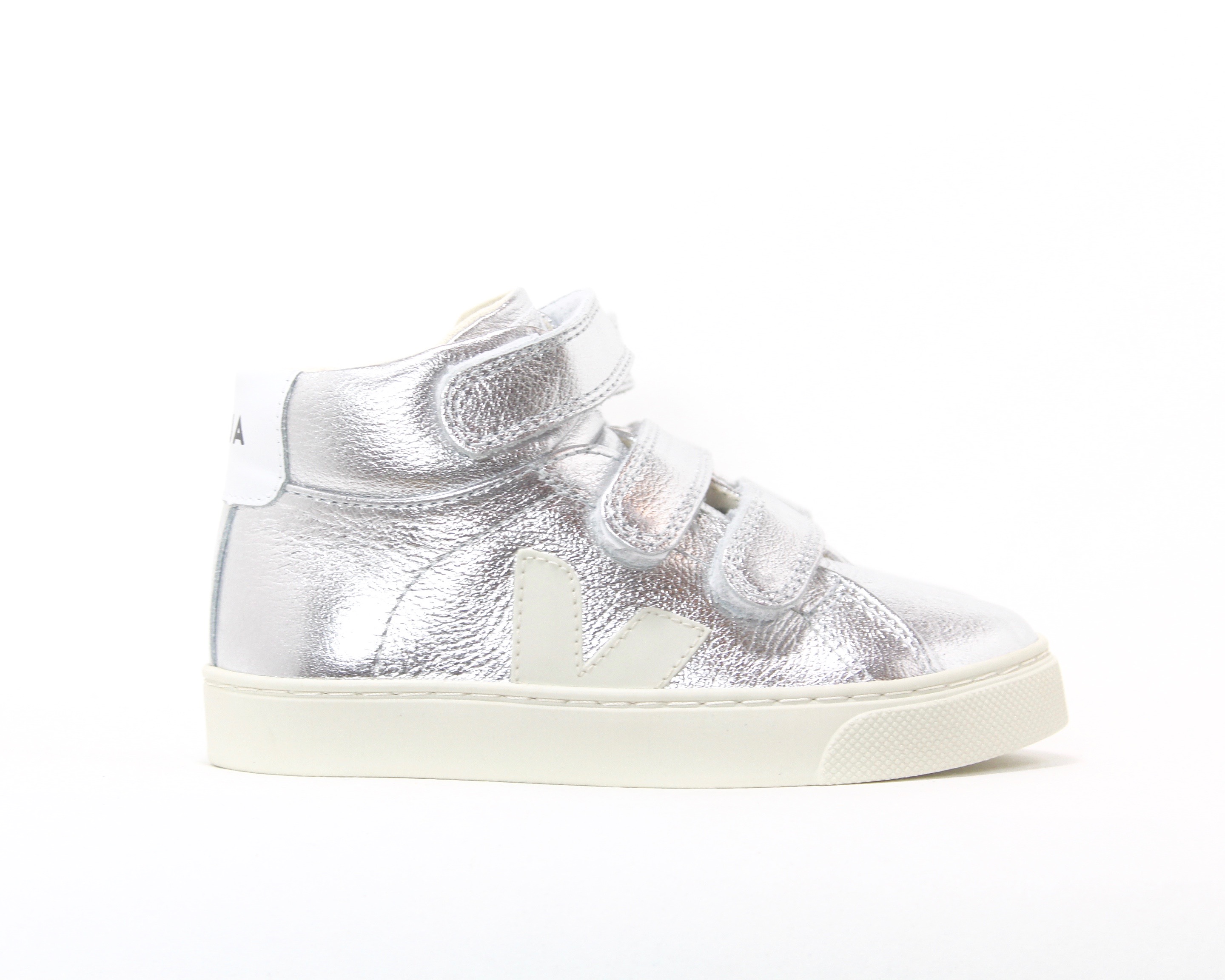 veja silver sneakers