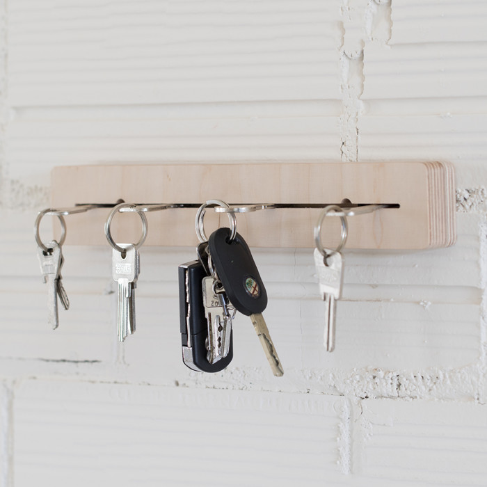 Debosc Deline Wood Wall Keychain