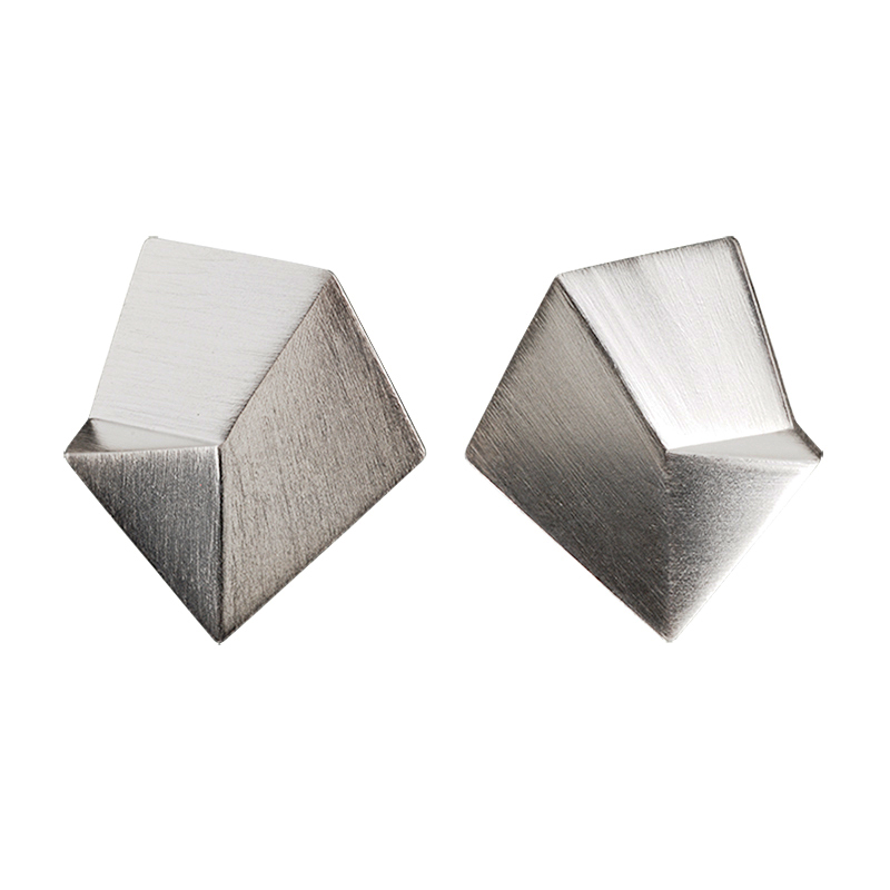 Sofie Lunøe Silver Medium Flake Ear Studs