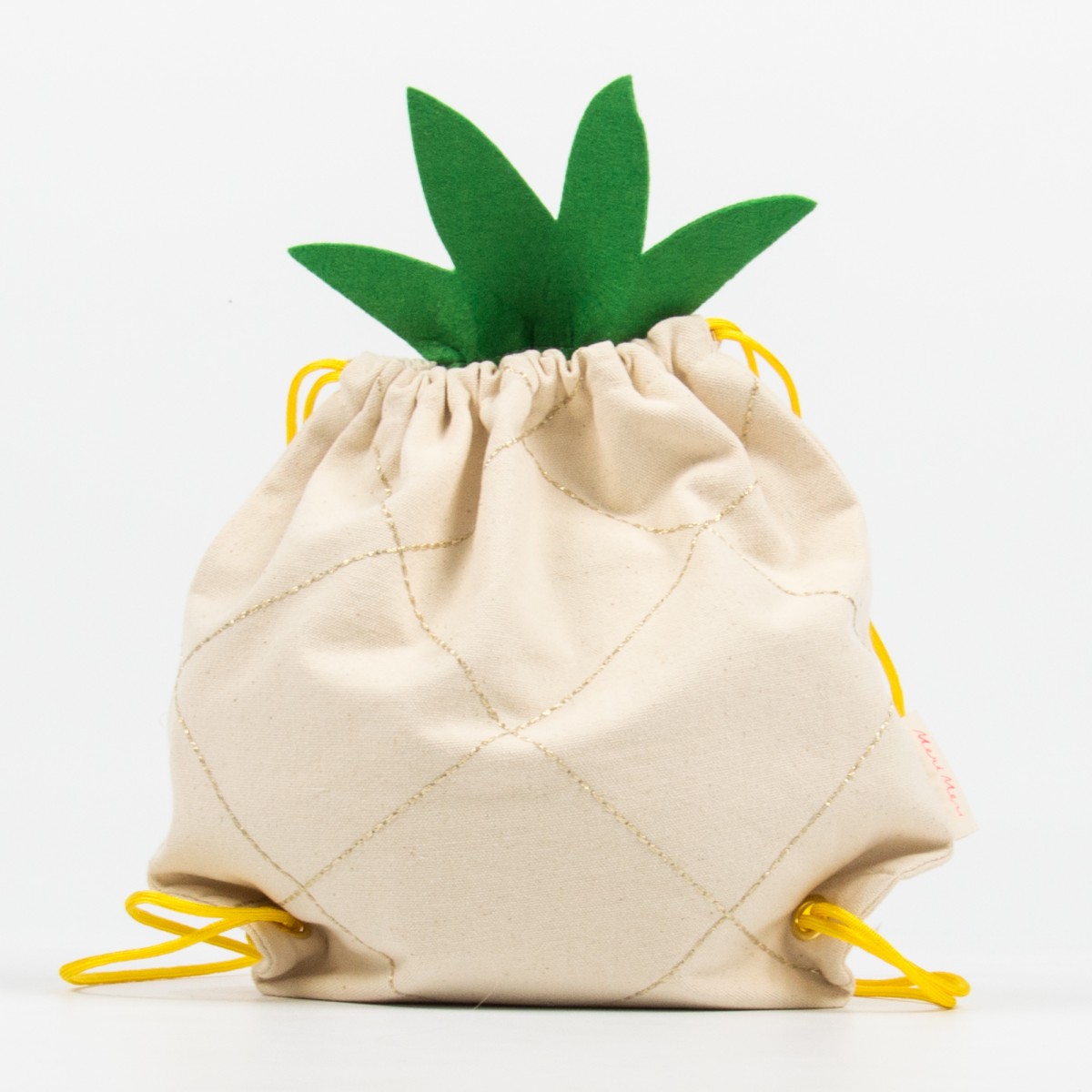 meri-meri-meri-meri-pineapple-bag