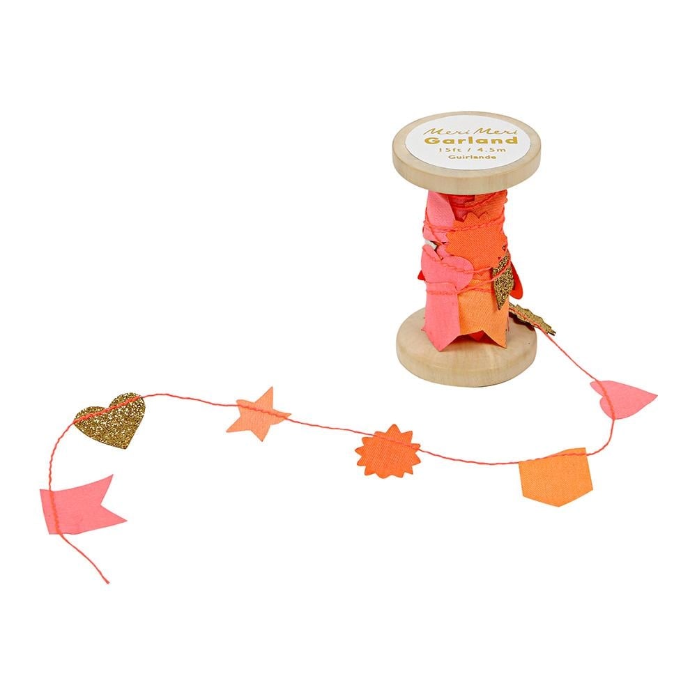 Meri Meri Meri Meri Pink Wooden Spool Garland