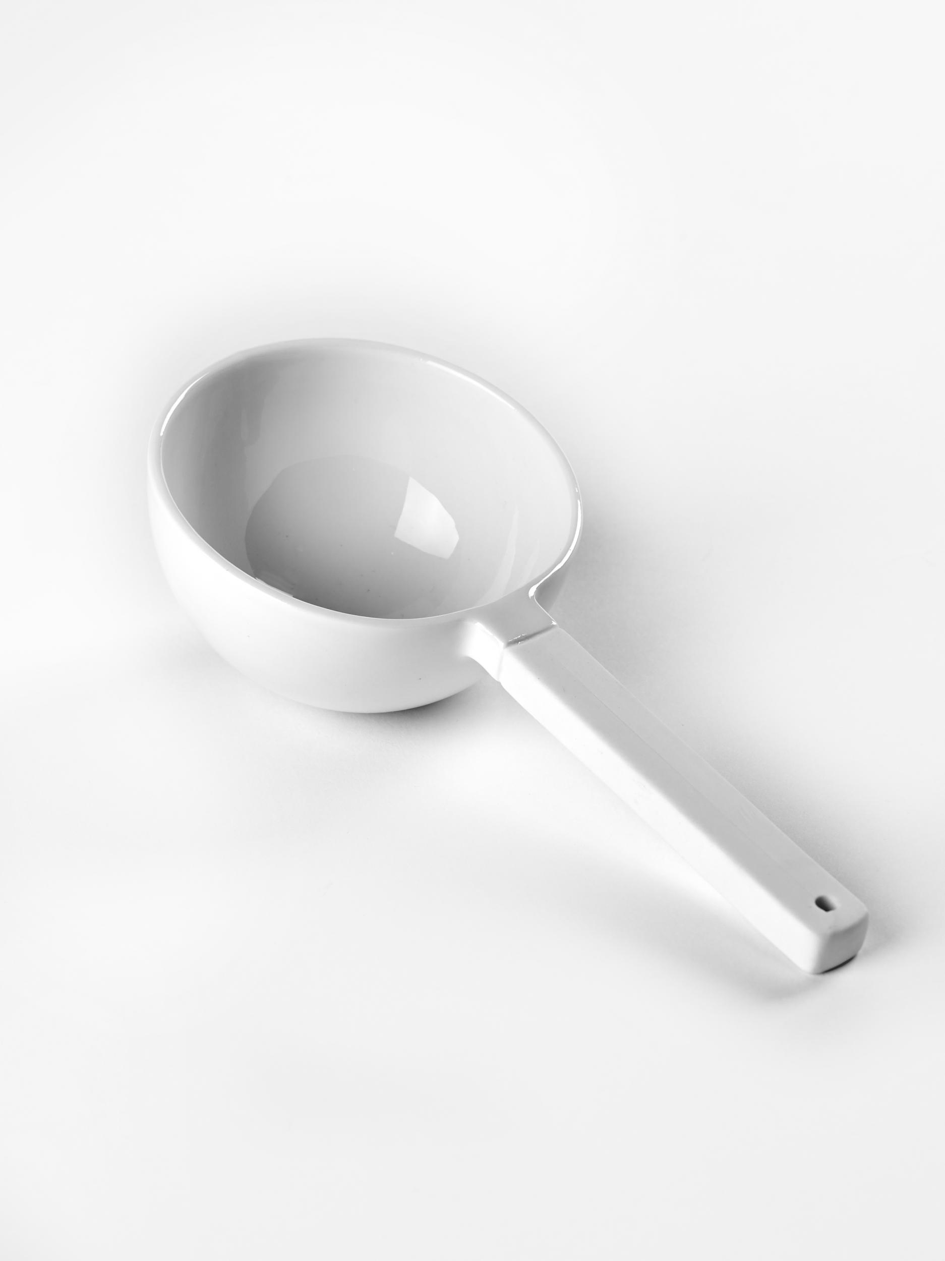 Serax ROUND PORCELAIN SPOON - L