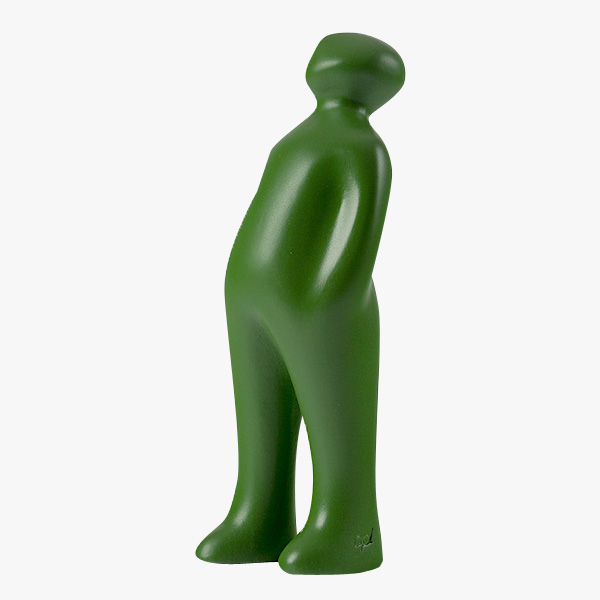 CORES DA TERRA The Visitor Small Cremic Sculpture - 37 Green Alfafa