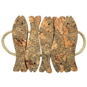 love-eco-living-5-fish-liga-cork-trivet