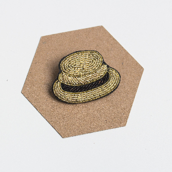 straw-hat-light-gold-embroidery-brooch