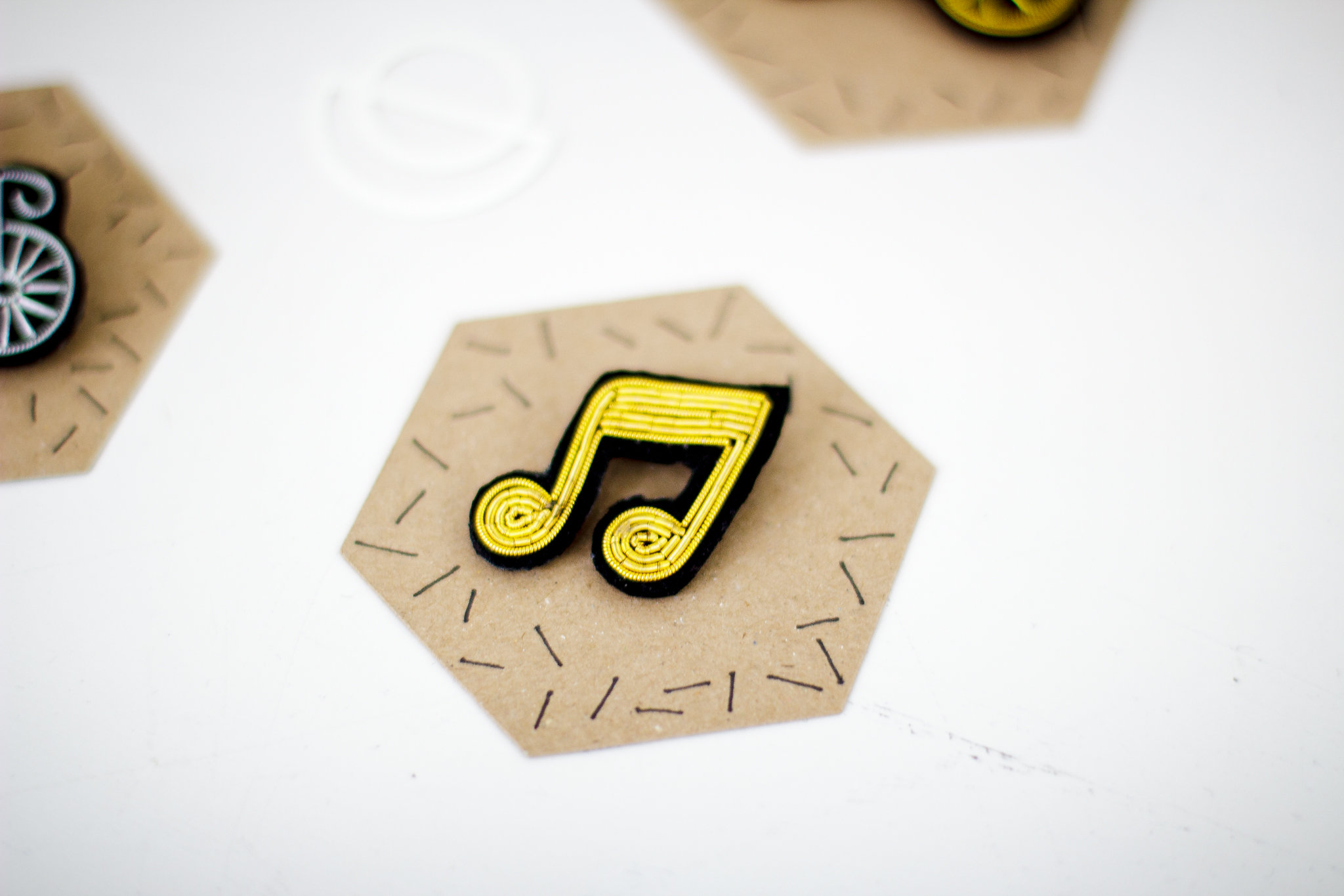 Music Note Gold Hand Embroidery Brooch 