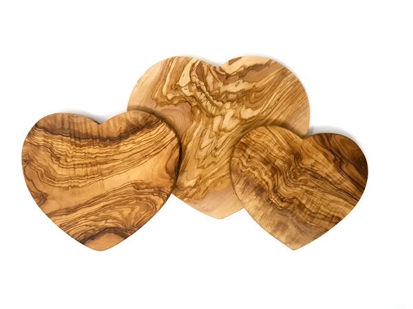 Divine Deli Large 24 21 Cms Olive Wood Heart Shaped Board 