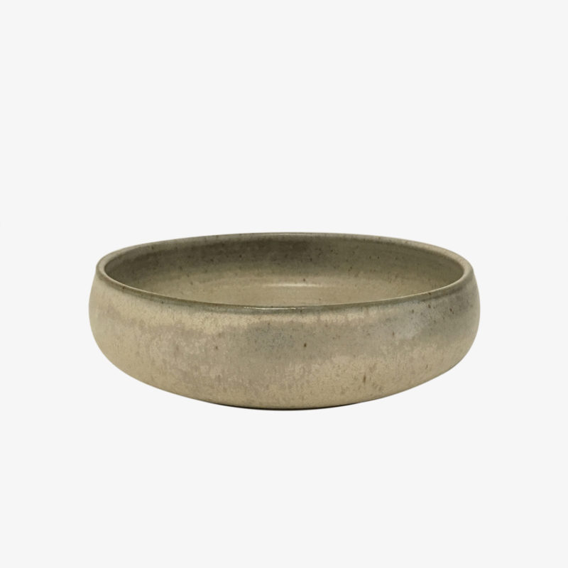 les-guimards-small-dish-in-glazed-stoneware-d-18cm-natural