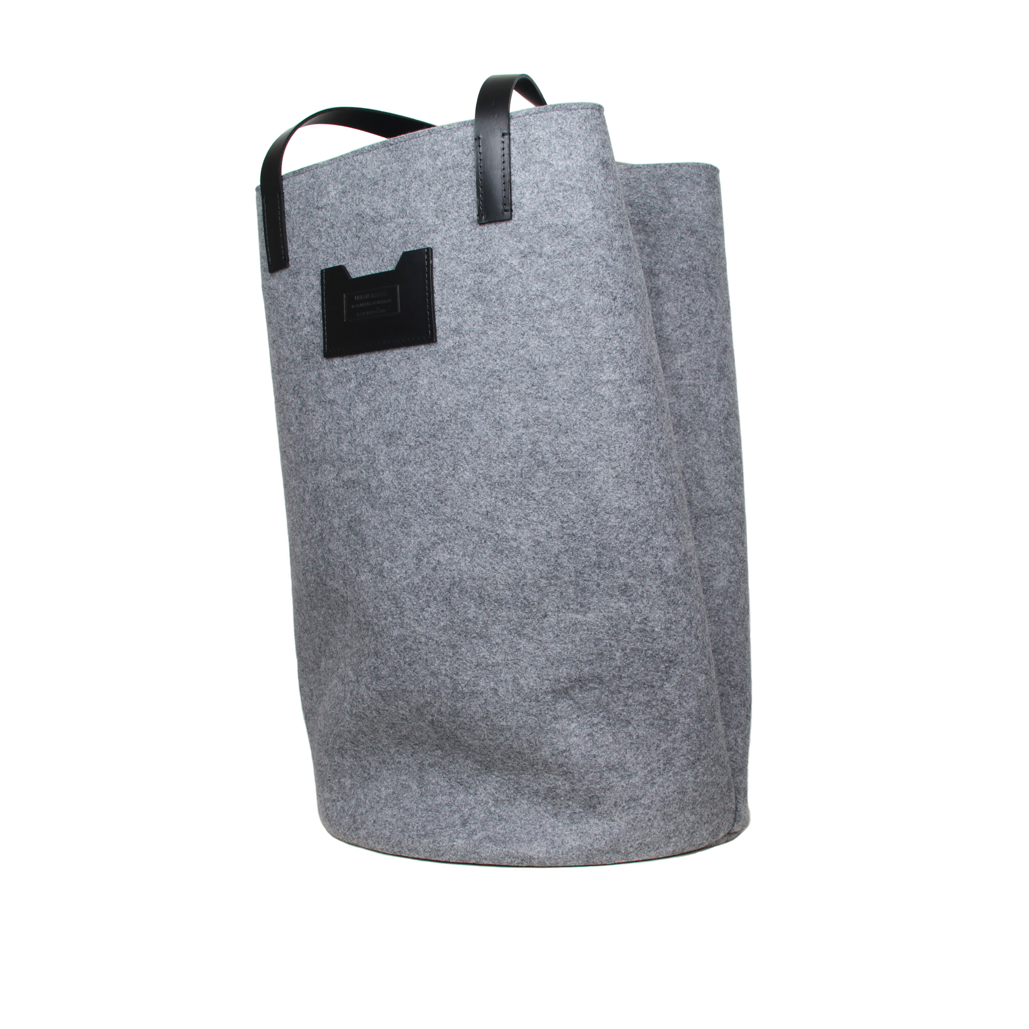 urban-travel-felt-tuck-tote-graphite