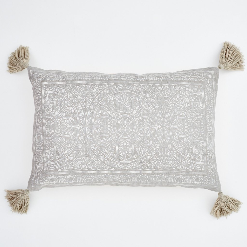 Luma Kas Chinchilla Indoor/Outdoor Cushion 40 x 60 cm