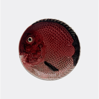 Bordallo Pinheiro Handpainted Dark Red Ceramic Carp Fish Fruit Plate 18,5 CM 