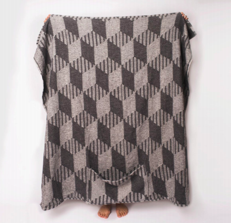 Agustina Studio Dark Gray and Light Gray Cotton Cubelles Blanket