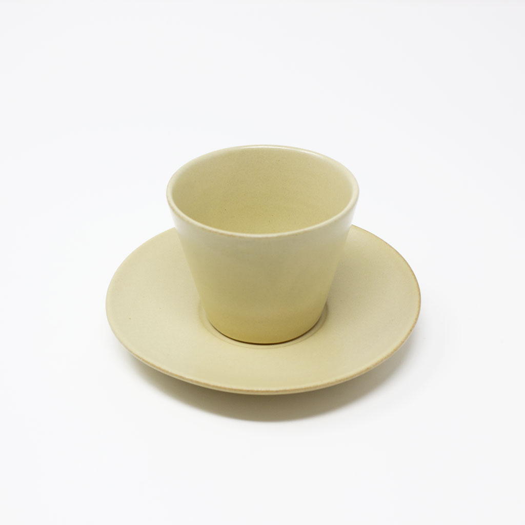 Gonggi Small Yellow Teacup and Saucer Set