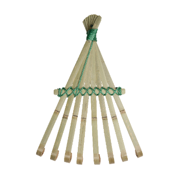 Niwaki Japanese Bamboo Hand Rake 