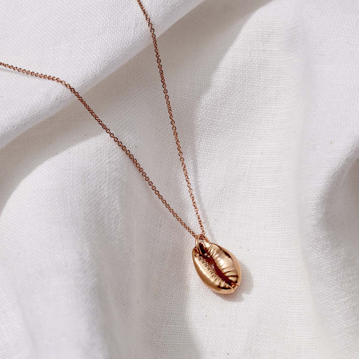 posh-totty-designs-18ct-gold-plate-cowrie-shell-necklace