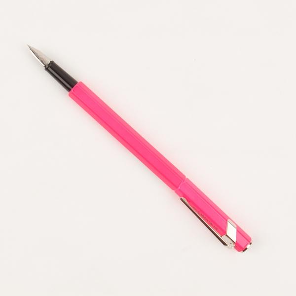 Caran d'Ache Plume 849 Fountain Pen - Medium Nib Pink