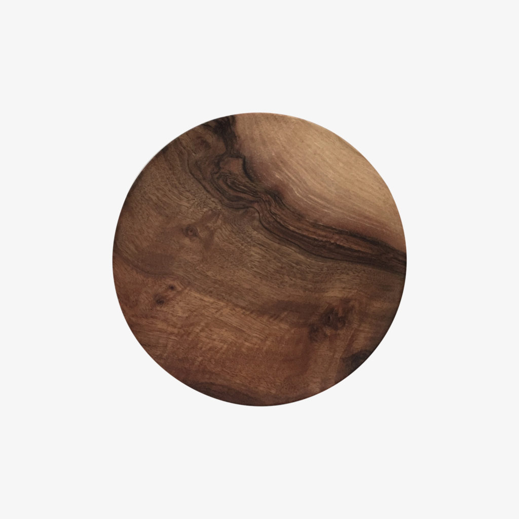 Antonis Cardew Small plate in noyer wood D 24cm / wood