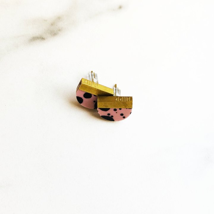 Hippstory Lunar earstuds pink & black confetti