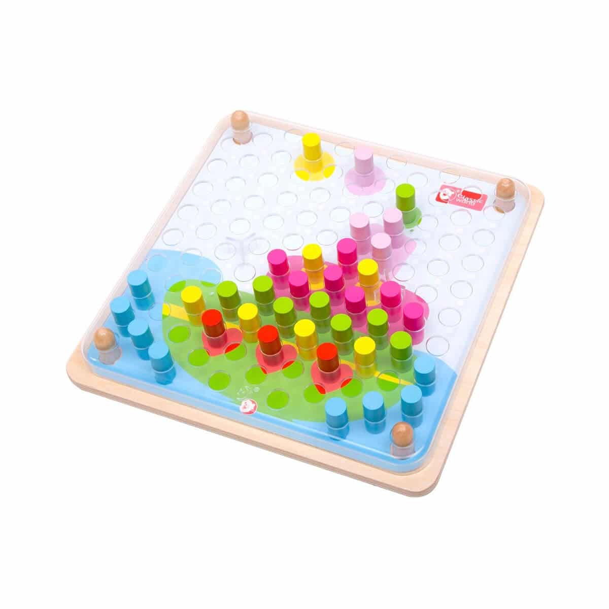 Classic World Wooden Draw with Pegs Game