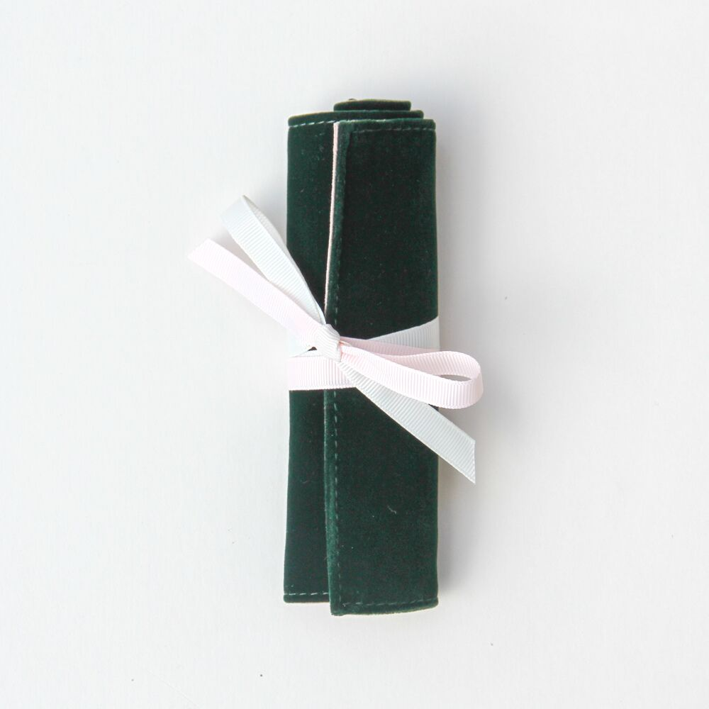 Caroline Gardner 15 x 23cm Mini Green Velvet Travel Jewellery Roll