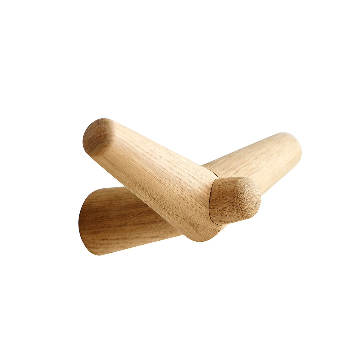 Woud Medium Oak Tail Wing Hook 