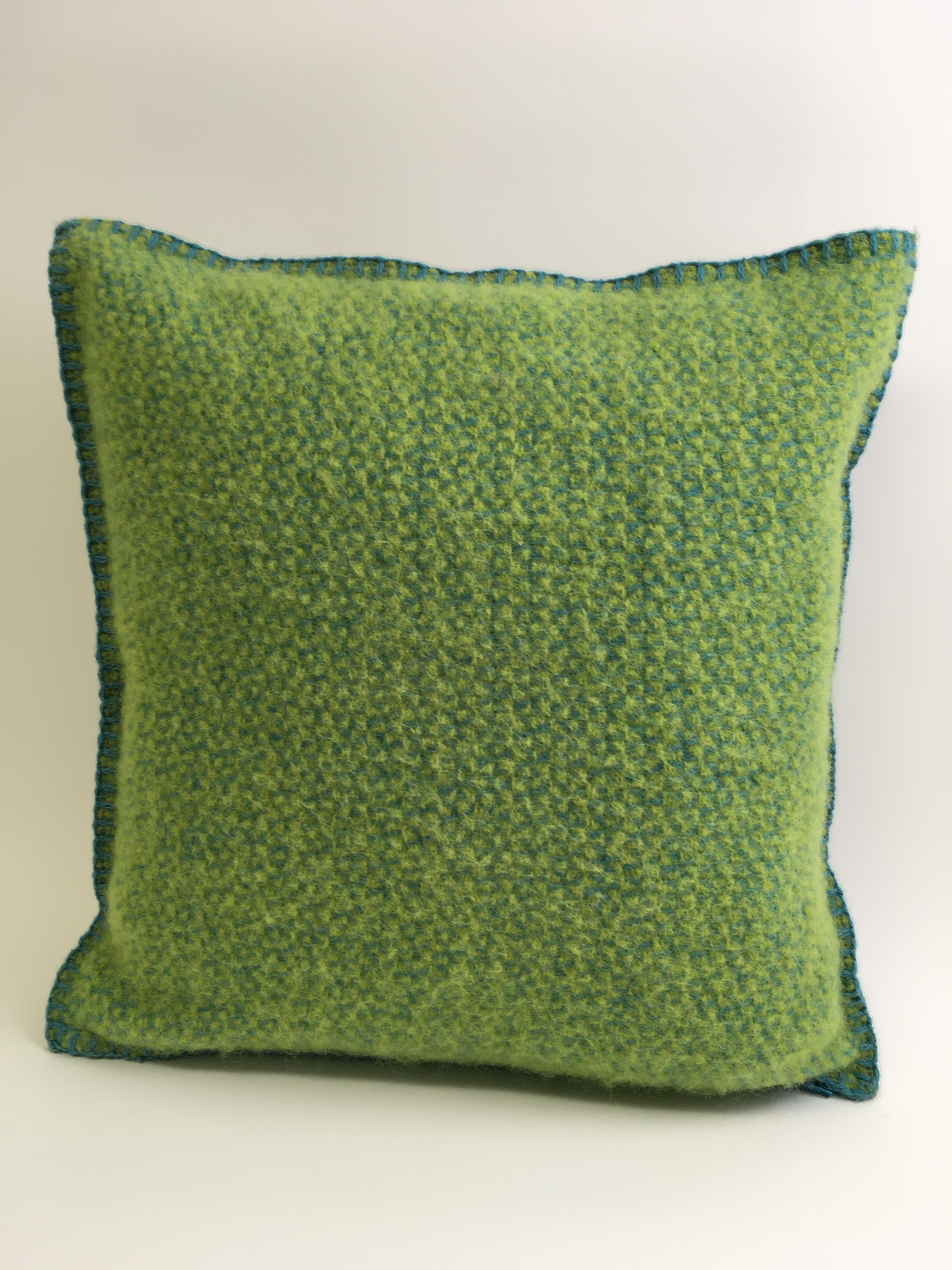 D&T Wool pillow Punto, green / turquoise, small