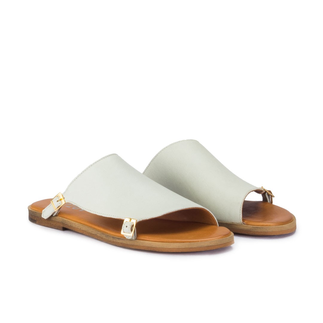 220V Ivory Mambo Sandal