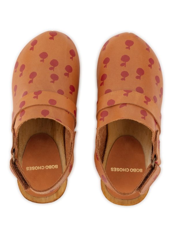 Bobo Choses Size 35 to 38 Leather Kids Apple Clogs